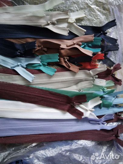 Молния-замок метал. и пласт. для курток,брюк,юбок