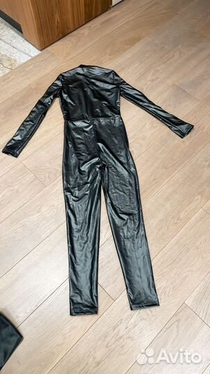 Кожаный комбинезон 42/44