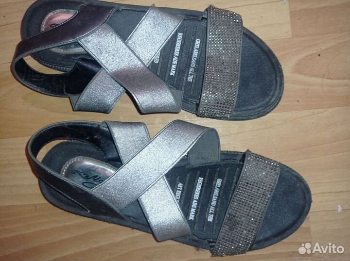 Сандалии