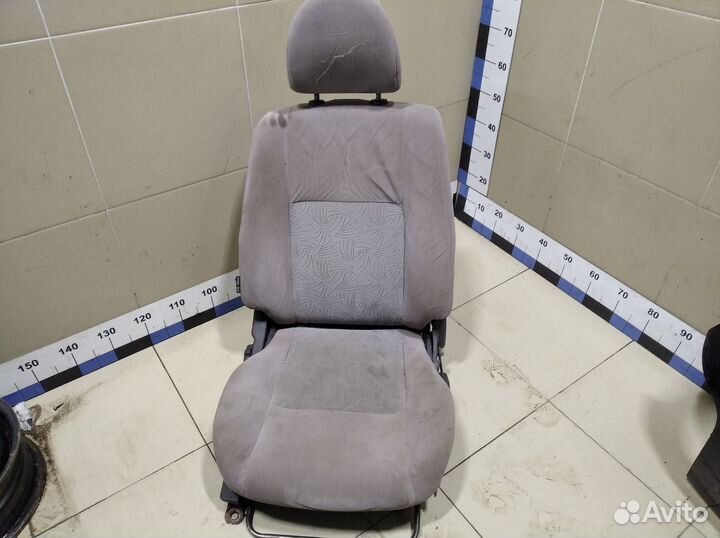 Сиденье переднее правое Almera N16 2000-2006