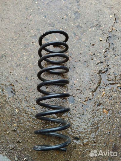 Задняя пружина амортизатора от Оки