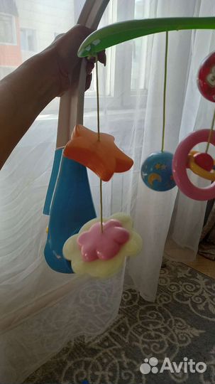 Детский мобиль в кроватку