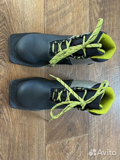 Лыжные ботинки Декатлон 36 размер