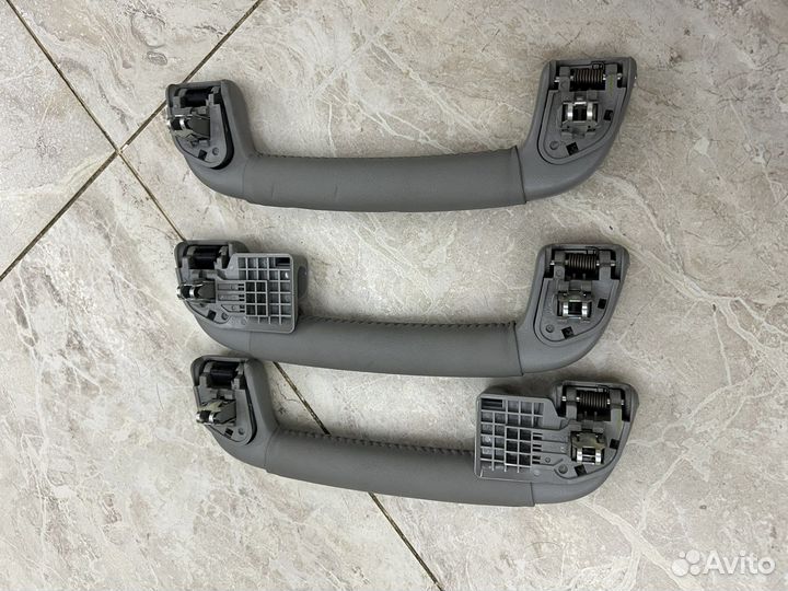 Ручка потолочная Лексус GS 300, 350, 430, 450H