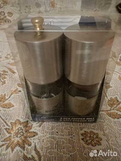 Солонка и перечница (мельница) Bohmann