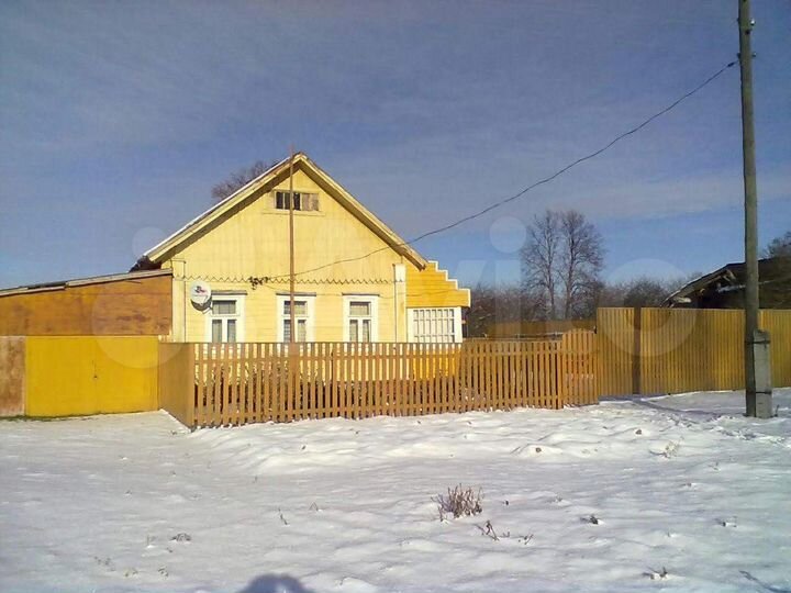 Дом 26,7 м² на участке 30 сот.