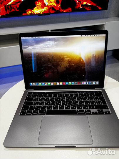 Apple macbook pro 13 m1 8gb 256