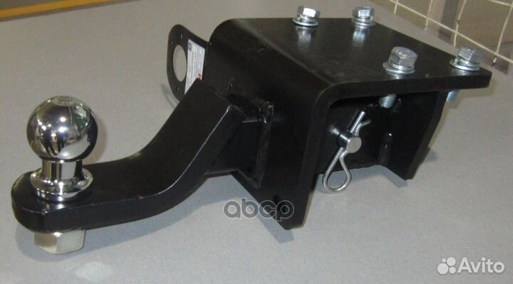 Фаркоп (без электрики) 2152-E oris