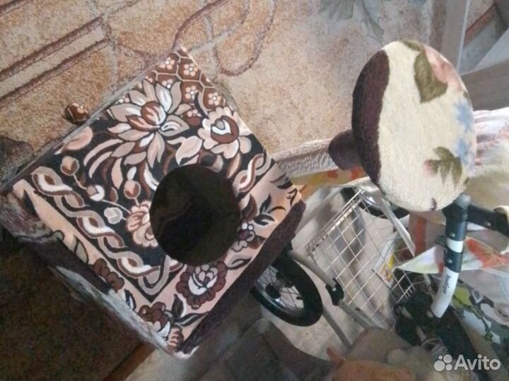 Домик с когтиточкой