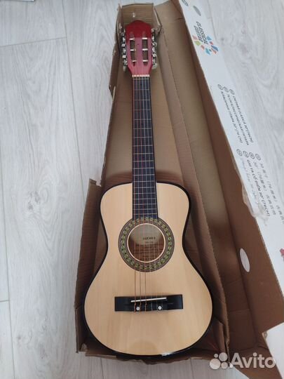 Маленькая гитара для детей 3+