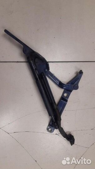 Петля крышки багажника Hyundai Sonata