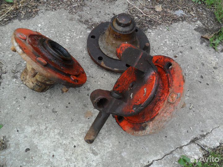 Ступицы задней оси комбайна ск-5 Нива