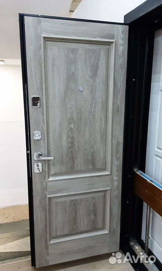 Дверь входная металлическая Porta mk18
