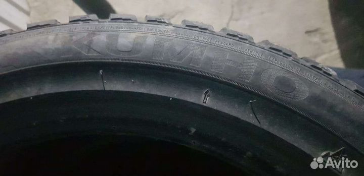 Kumho I'Zen KW22 215/50 R17 95