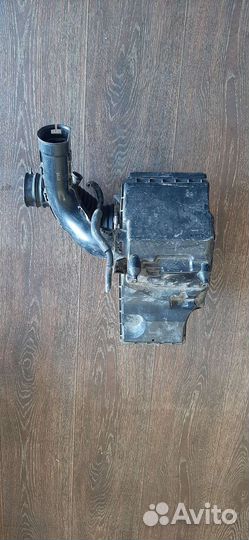 Корпус воздушного фильтра nissan cube ed000