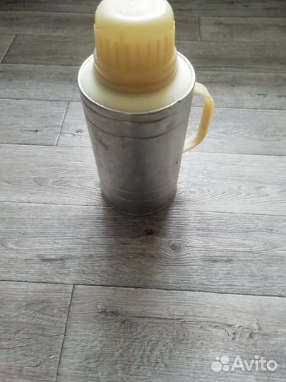 Термос питьевой