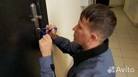 Вскрытие замена ремонт дверных замков