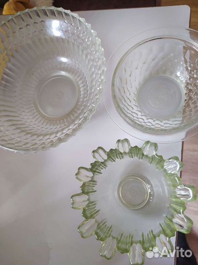 Тарелки, салатники разные