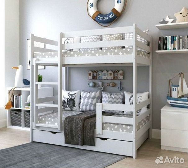 Двухъярусная кровать