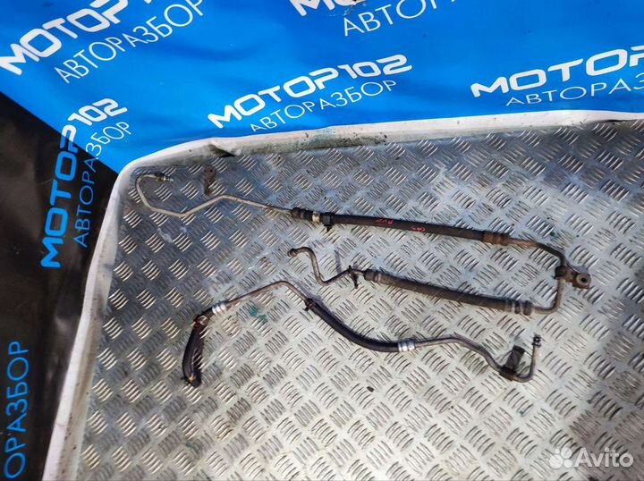 Трубка гура Cadillac CTS 2