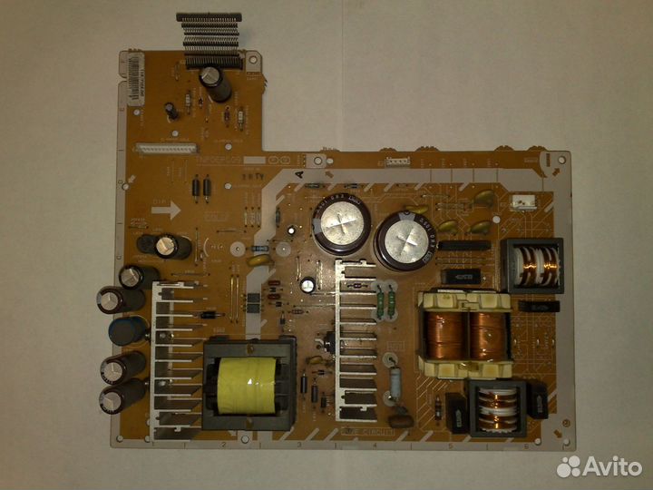 Все платы от телевизора LCD panasonic TX-R32LE7K