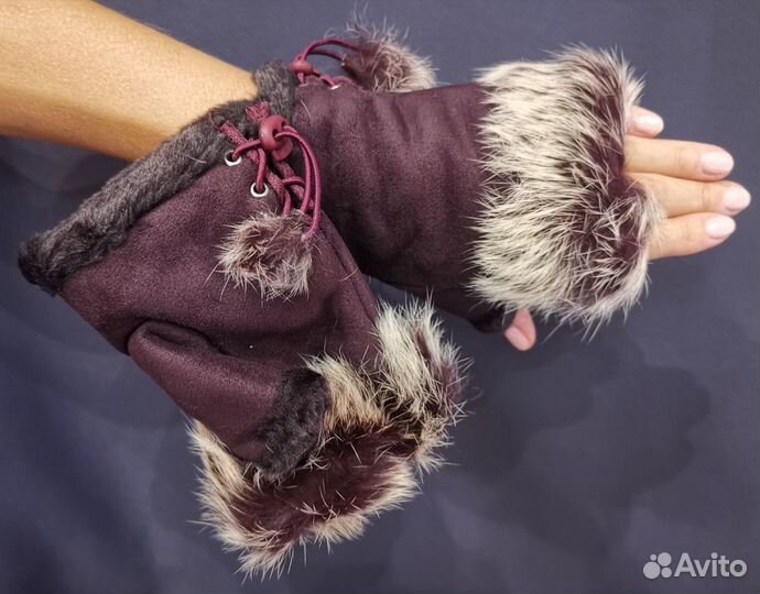 Продаю перчатки женские без пальцев