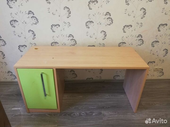 Детский письменный стол бу
