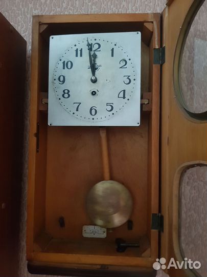 Часы настенные деревянные СССР