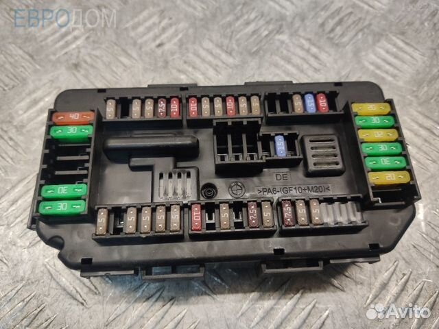 Блок предохранителей на BMW F30 s1139335