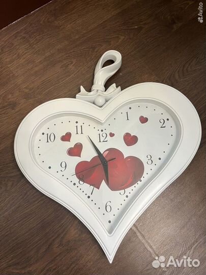 Часы настенные сердце