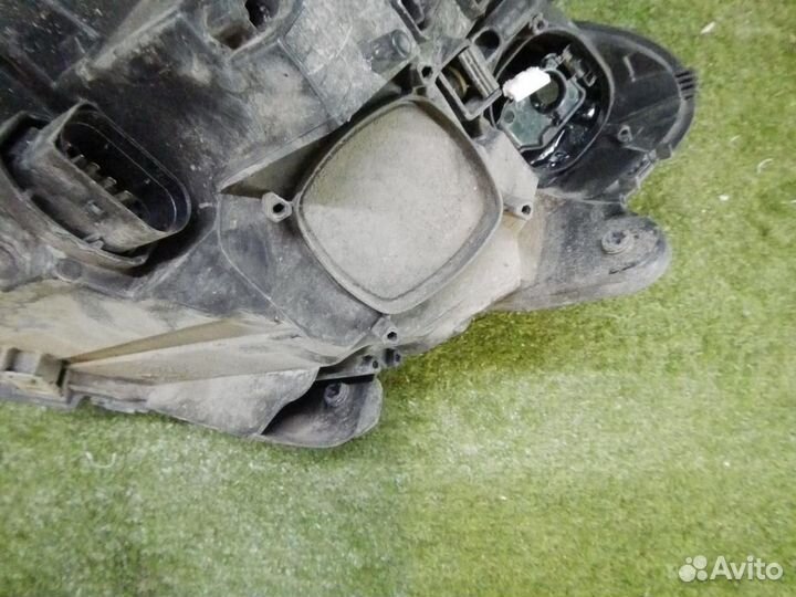 Фара правая Mercedes-Benz GLE