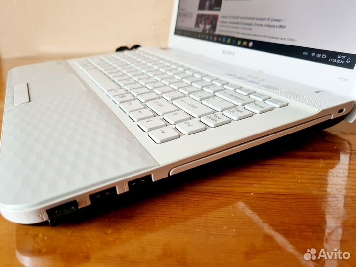 Ноутбук Sony