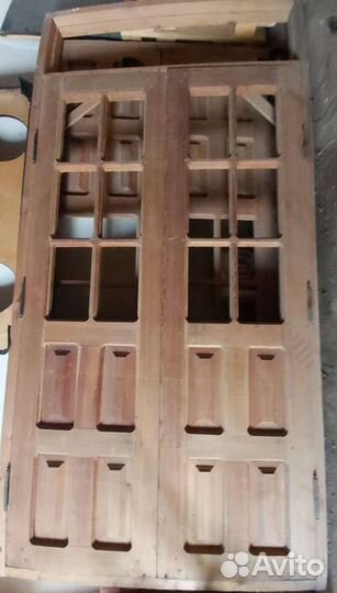 Дверь деревянная двухстворчатая