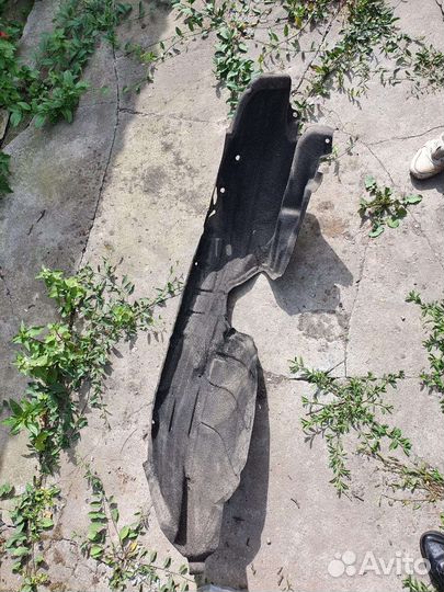 Подкрылки задние на toyota camry 40