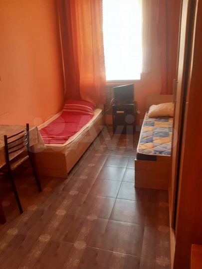 Комната 12 м² в 4-к., 2/2 эт.