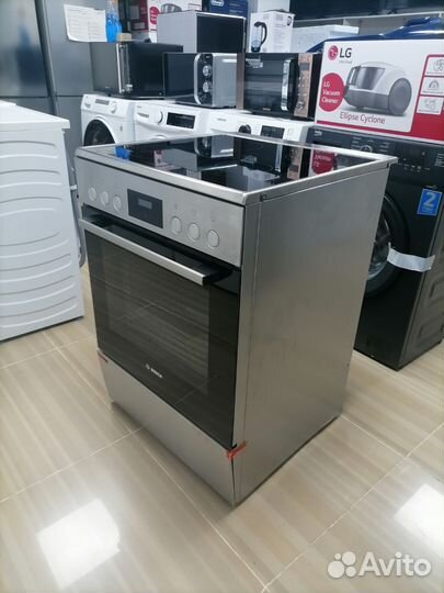 Электрическая плита Bosch HKQ38A150M новая