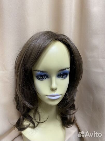 Парик средняя длина