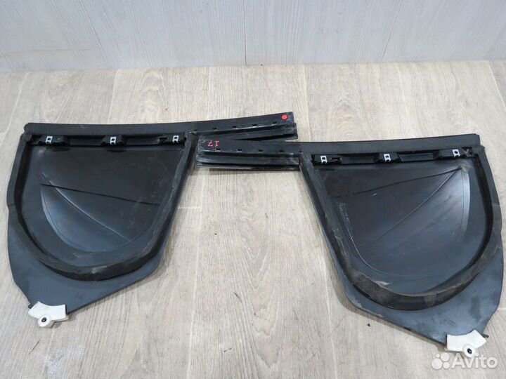 Форточка Jaguar XF