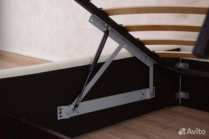 Кровать с подъемным механизмом 160х200 велюр