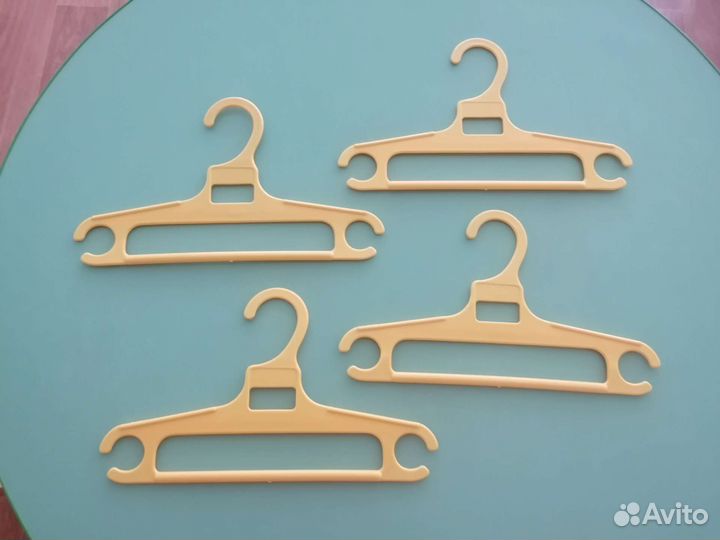 Вешалка-Плечики б/у, в наличии 7шт