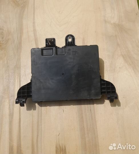 Блок предохранителей Opel Insignia