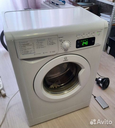 Стиральная машина бу indesit 5125