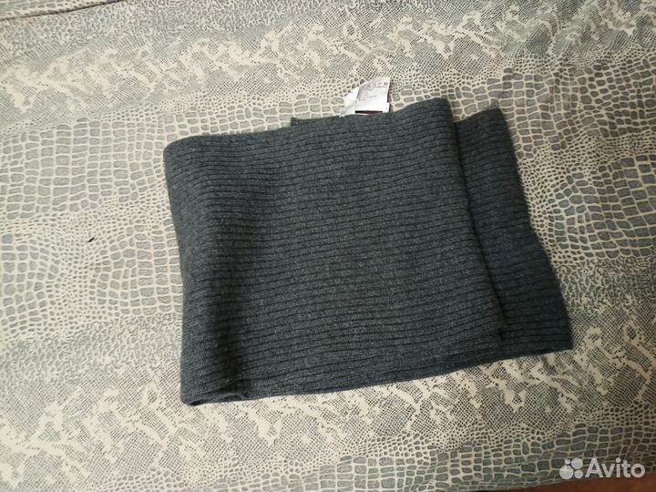 Шарф или палантин Apriori (Германия)