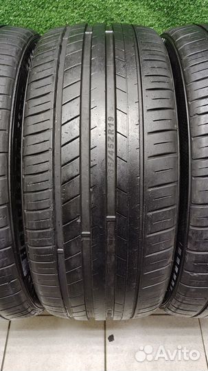 Habilead Headking S2000 235/45 R19