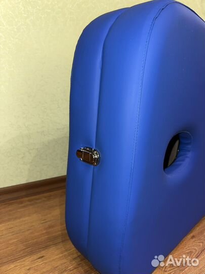 Массажная кушетка