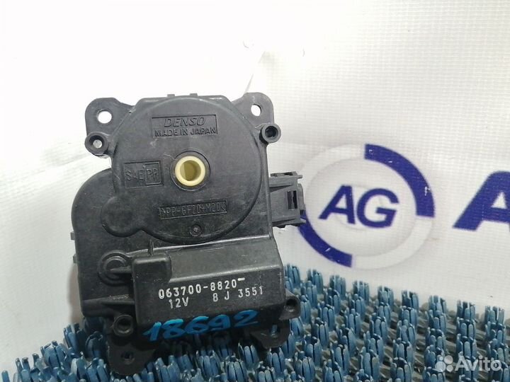 Сервопривод заслонок печки Toyota Avensis