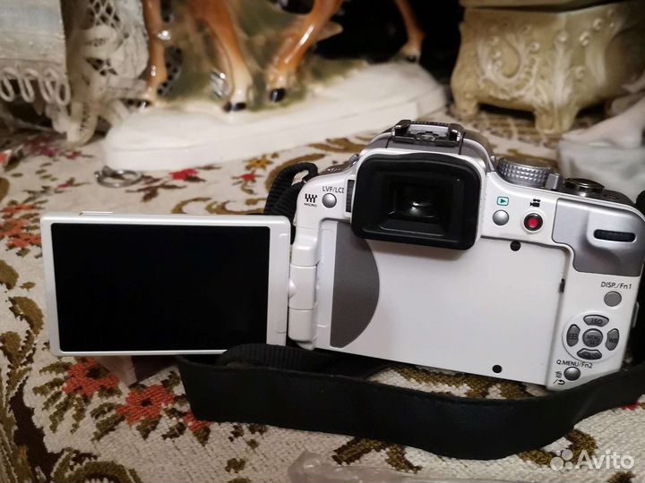 Цифровая видеокамера panasonik DMC-G3