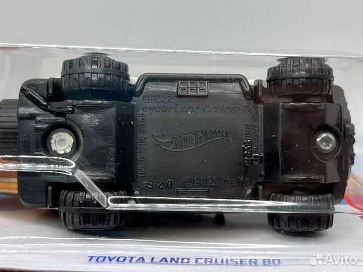 Hot Wheels Toyota Land Cruiser (Бежевый)