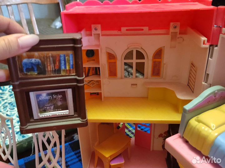 Домик кукольный