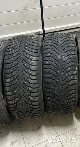 Три покрышки Nokian на mercedes зимние шипованные